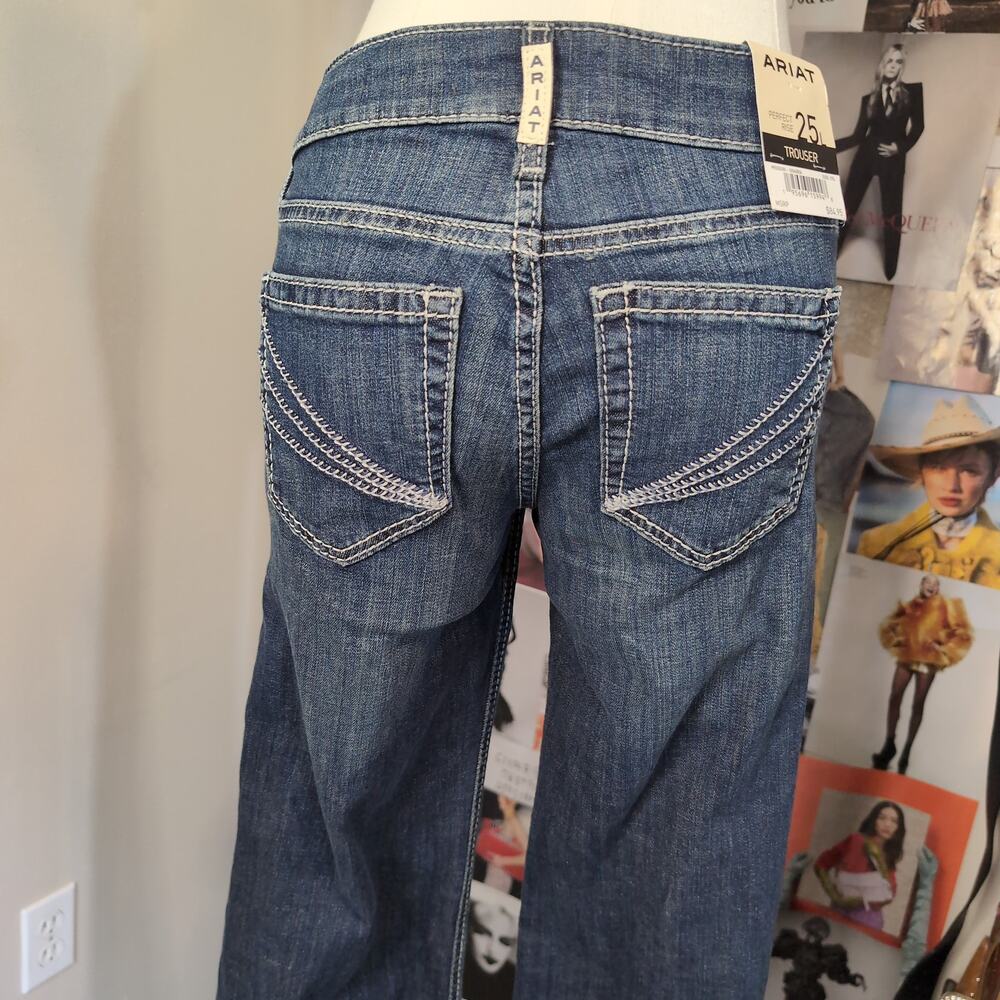 Dark Wash Wide Leg Flare Denim Jeans Ariat - Picture 3 of 6